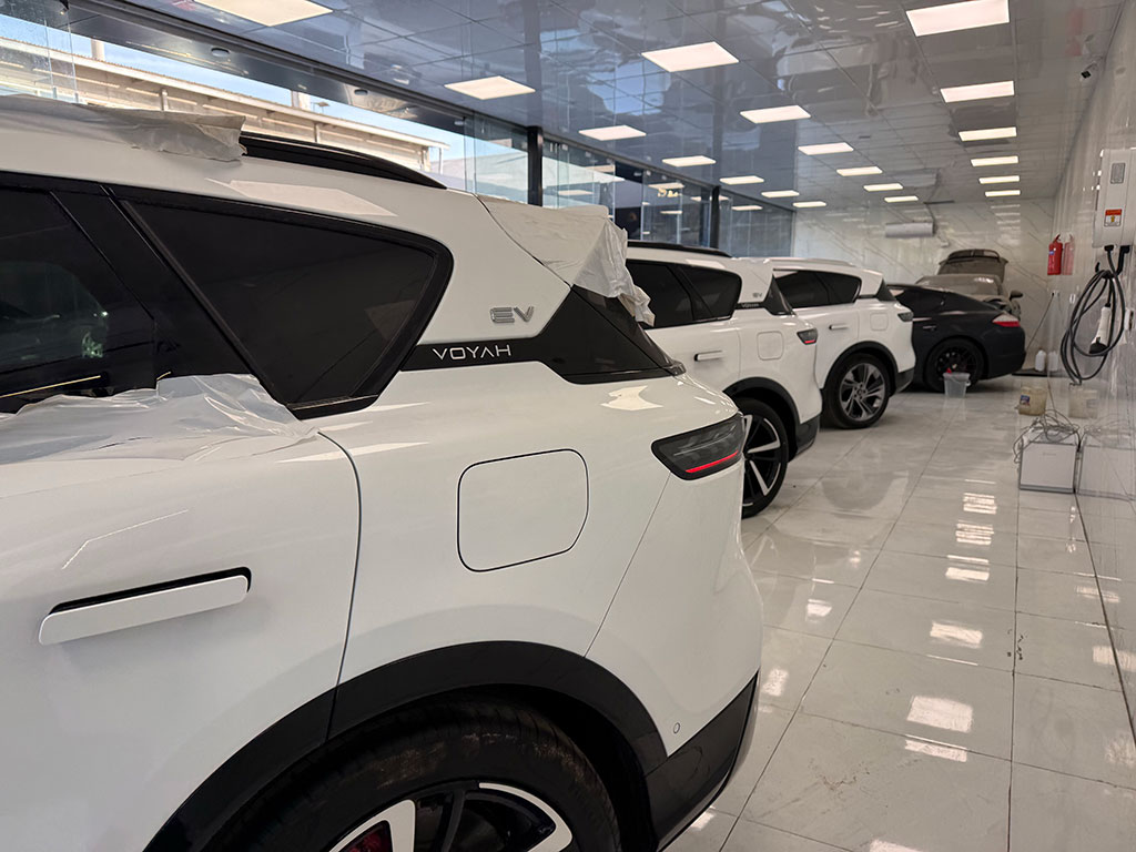 تحویل voyah free