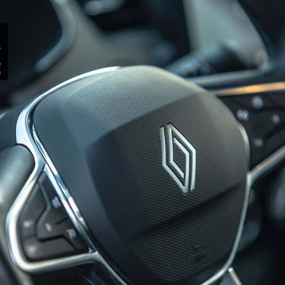 داخل کابین رنو آرکانا